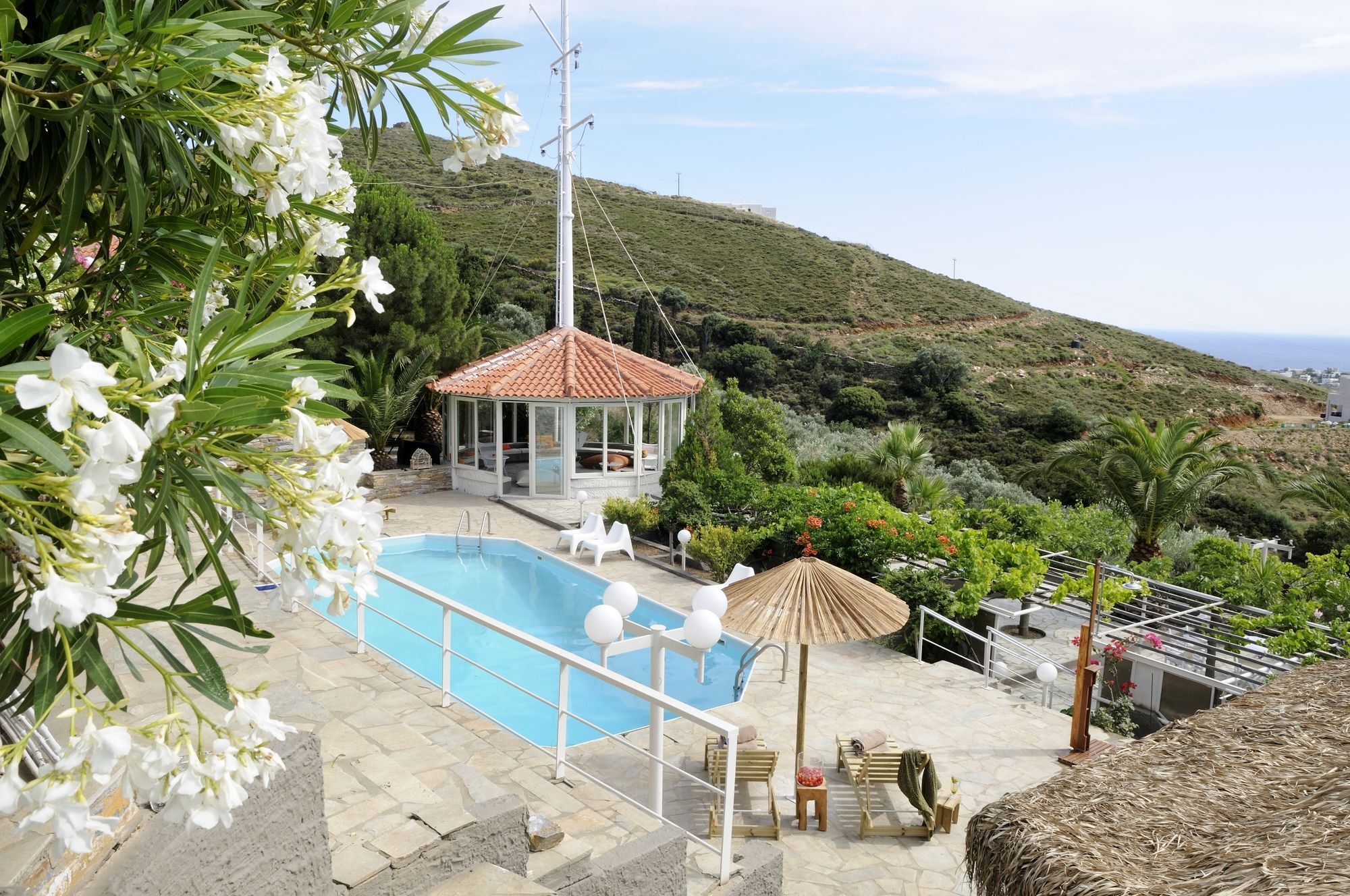 Kymothoi Rooms & Pool Bar Гаврион Екстериор снимка